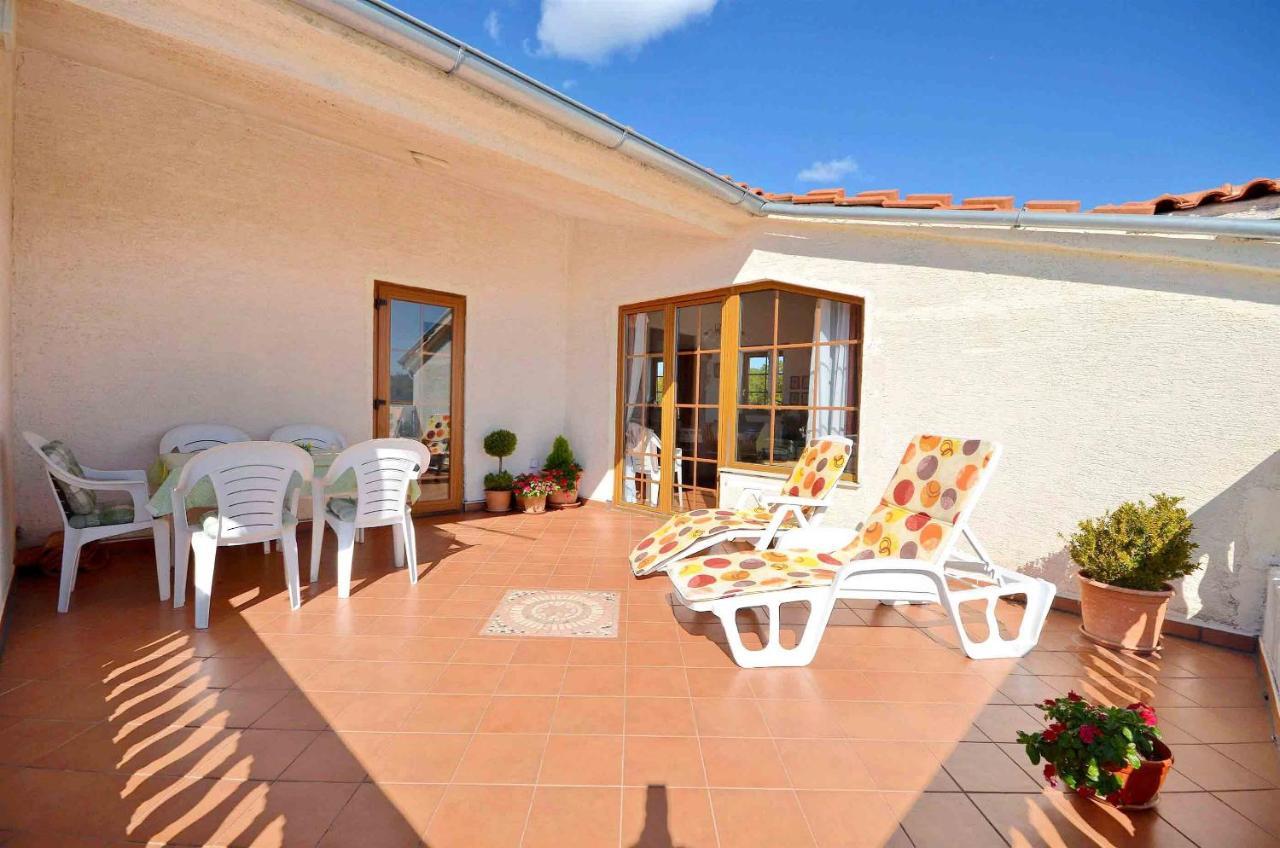 Apartment And Rooms Artina Vodice Exterior photo